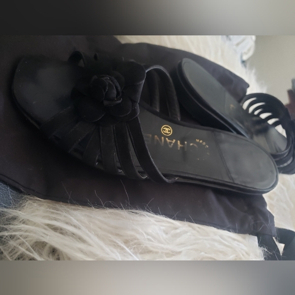 💎CHANEL CAMELLIA FLOWER BLACK LEATHER SANDALS | SIZE EU 36 US 6 - Picture 12 of 12